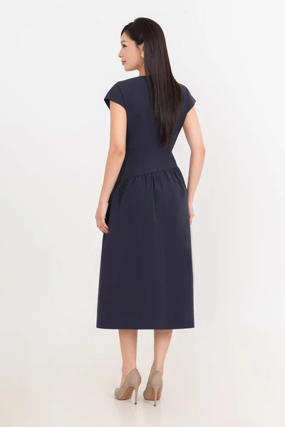 Đầm xòe tay hến Elysia