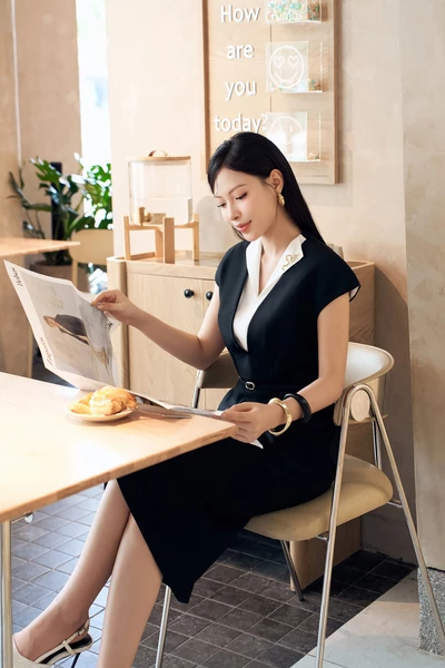 Đầm ôm công sở Gentle Charm