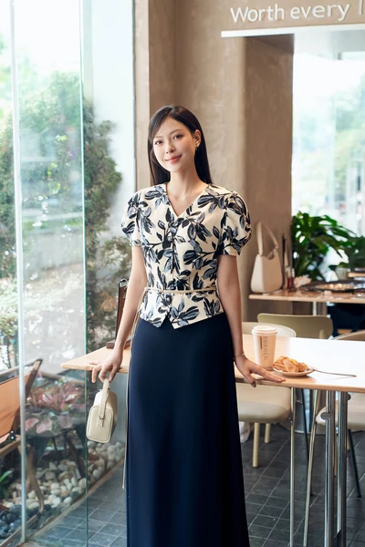 Áo công sở Navy Flora