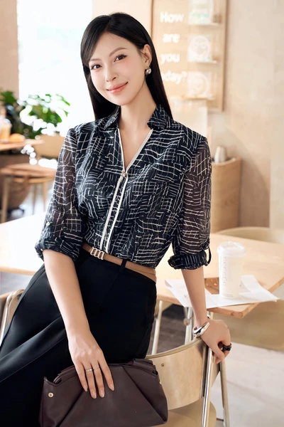 Áo kiểu Modern Line