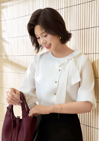 Áo sơ mi lụa Petal Poise