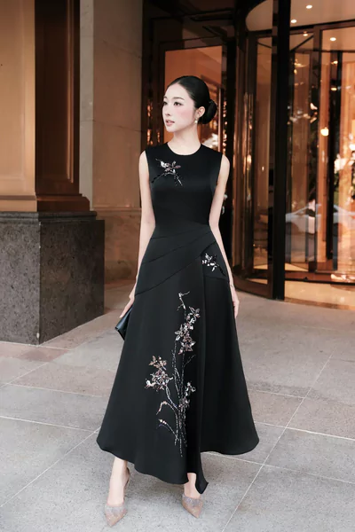 Đầm dạ hội Organza Sequin